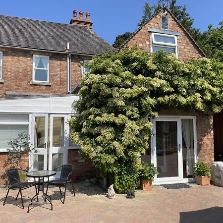 Ferienwohnung The Corner House, 36, Broadway Road, Evesham Exterior foto
